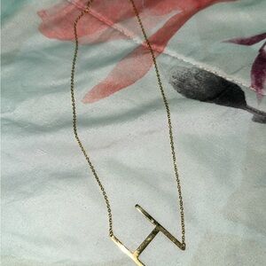 H initial necklace gold